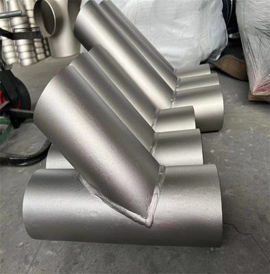 Astm A234 Wp5 Sch 160 কার্বন স্টিল পাইপ টি বাট ওয়েল্ড রিডুসিং সিমলেস