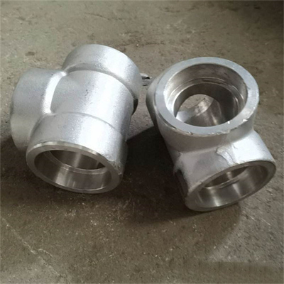 Asme 16.11 3000lbs A105 কার্বন ইস্পাত নকল পাইপ ফিটিং সকেট ওয়েল্ড টিস